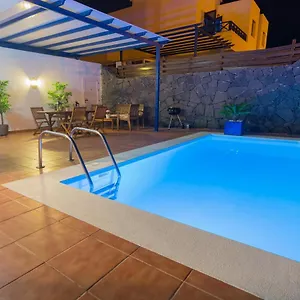 https://villalia-alexia.in-canary-islands.com
